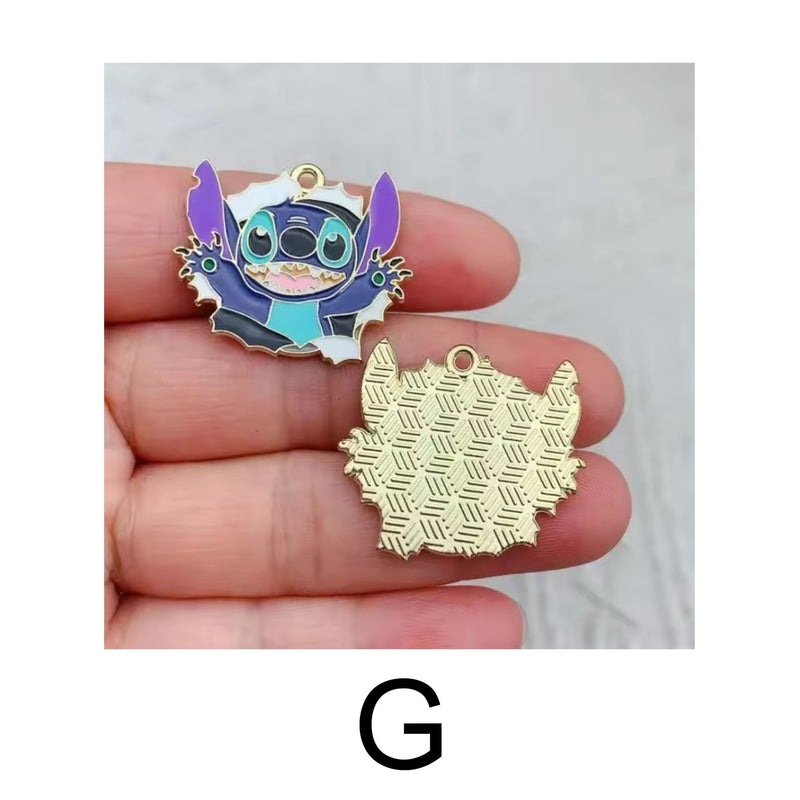 Stitch, Charm