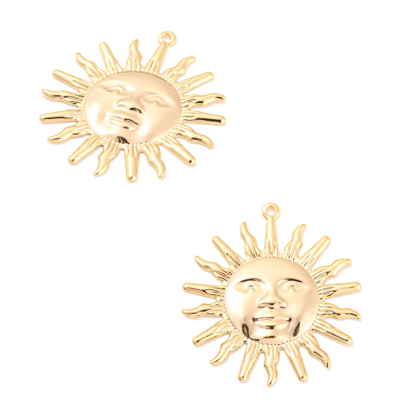 Sol, Brass, Enchapado 18k, Charm y Pendant