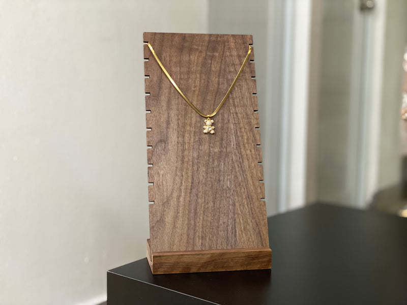 Display for chains in Wood