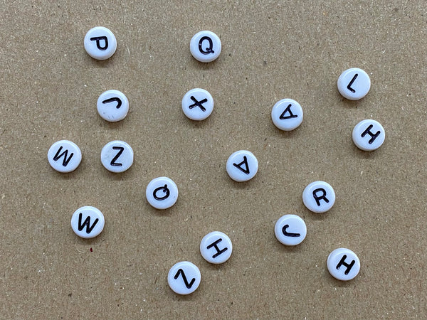 Letras, Acrílico, Beads