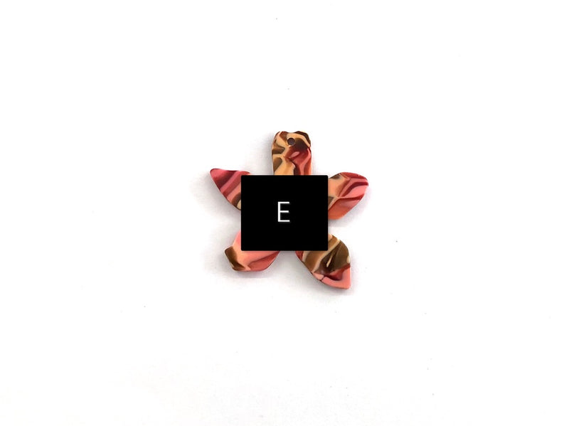 Flower, Resin, Charm